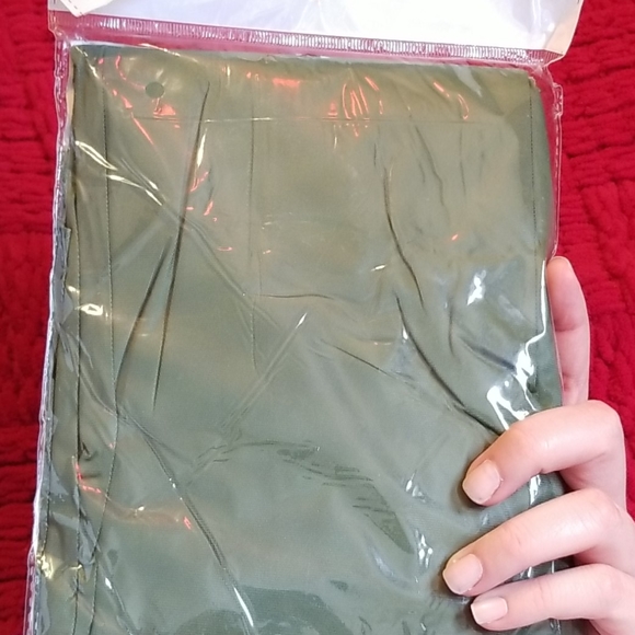 Reusable Poncho - Picture 2 of 3